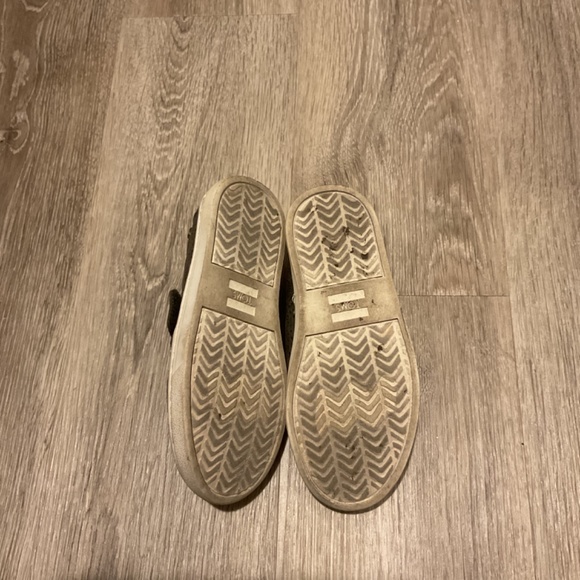 TOMS Kids Luca Shoes Olive Size 11 - Picture 6 of 10